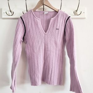 NWOT Tommy 100% Wool Lavender V-Neck Sweater